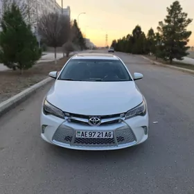 Toyota Camry 2017