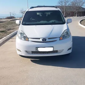 Toyota Sienna 2008