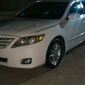 Toyota Camry 2011