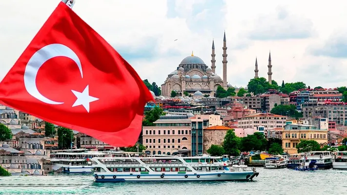 Турция планирует принять в 2024 году 60 млн туристов