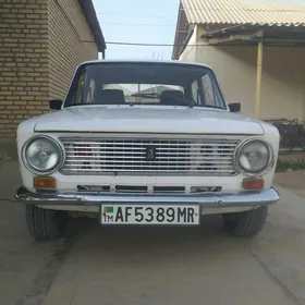 Lada 2104 1980