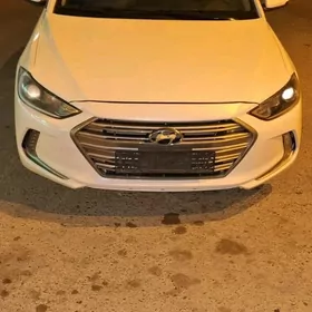 Hyundai Elantra 2018