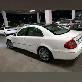 Mercedes-Benz E320 2003