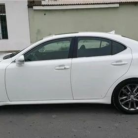 Lexus IS 250 2011