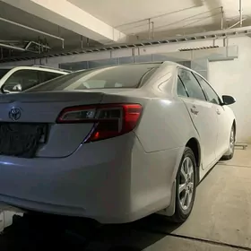 Toyota Camry 2015