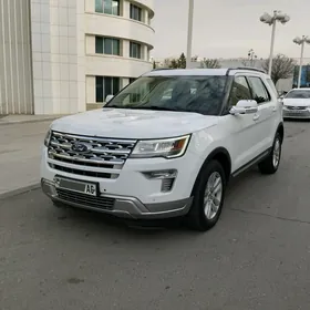 Ford Explorer 2018