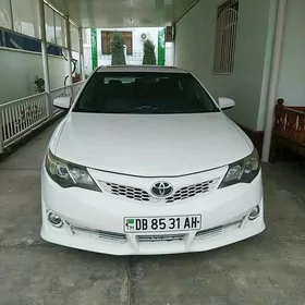 Toyota Camry 2012