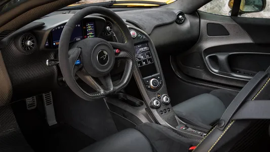 3D-печать, 1000 л.с. и «крылья чайки». McLaren готовит к выпуску гибридный суперкар P18