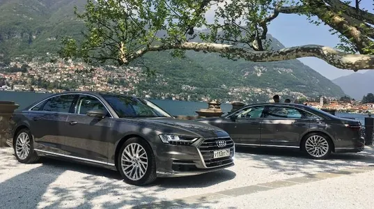 Флагман Audi A8 останется бензиновым до 2027 года. Компания проведет рестайлинг модели
