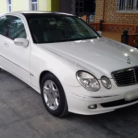 Mercedes-Benz E-Class 2005