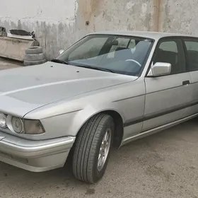 BMW 7 Series 1990