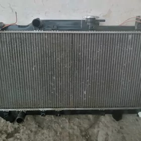 radiator avensis