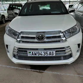 Toyota Highlander 2019