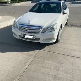 Mercedes-Benz E350 2010