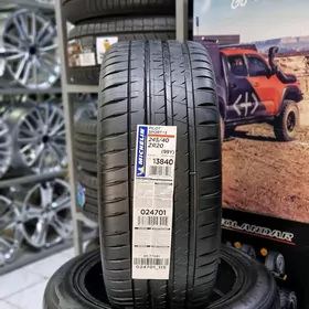 Michelin 245/40/20 ps4 23yyl