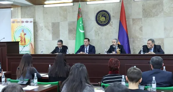 В Ереванском госуниверситете в честь Махтумкули организовали Международную конференцию и литературные чтения