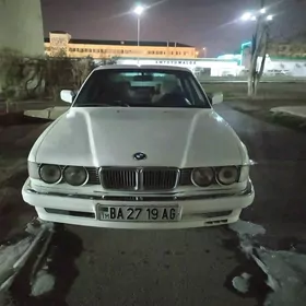 BMW 750 1988