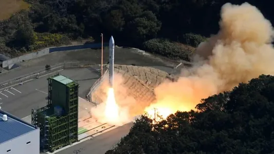Первая в Японии ракета частной компании взорвалась сразу после пуска