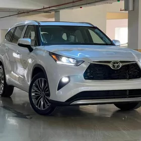 Toyota Highlander 2022