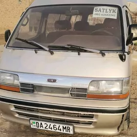 Toyota Hiace 1992