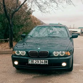 BMW E39 2003