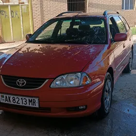 Toyota Avensis 2002