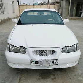 Hyundai Sonata 1996