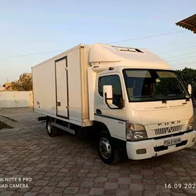 Mitsubishi Canter 2010