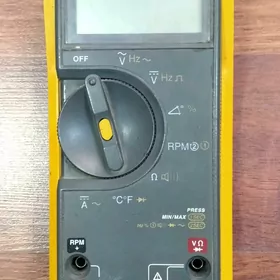 multimetr tester fluke