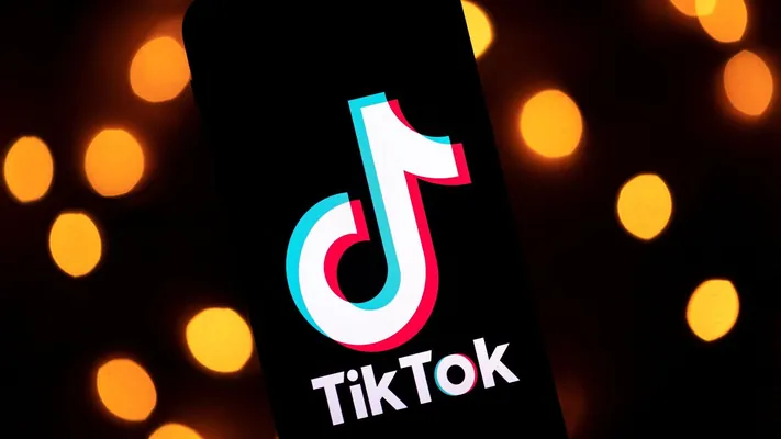 TikTok YouTube bilen bäsdeşlikde blogerler üçin töleg düzgünini üýtgetdi