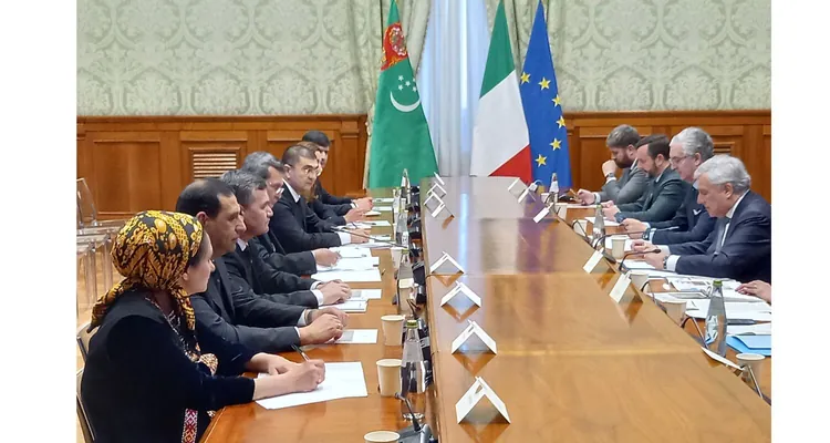 Глава МИД Туркменистана провел в Риме переговоры с итальянским коллегой