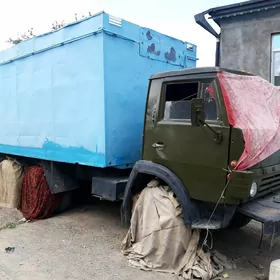 Kamaz 5320 1984