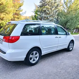 Toyota Sienna 2009