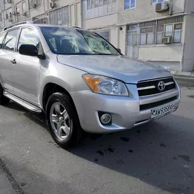 Toyota RAV4 2011