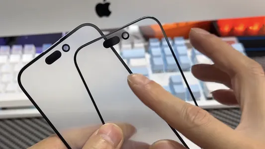 Apple iPhone 16-nyň çarçuwalaryny kiçelder we ekranyny ulaldar