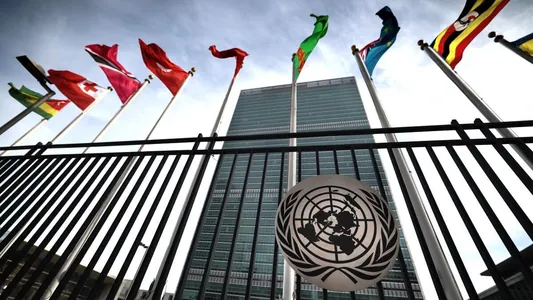 193 страны ООН единогласно проголосовали за регулирование ИИ