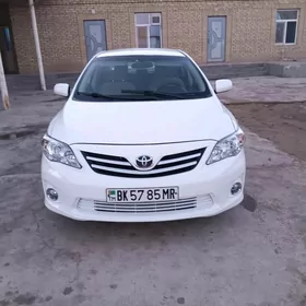 Toyota Corolla 2011