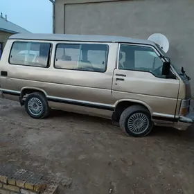 Toyota Hiace 1989