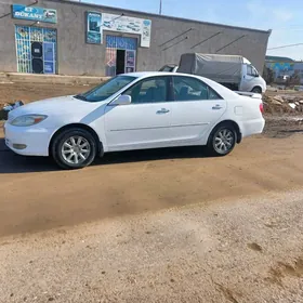 Toyota Camry 2004