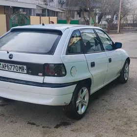 Opel Astra 1995