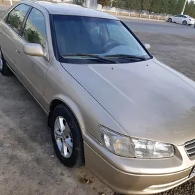 Toyota Camry 1997