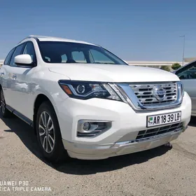 Nissan Pathfinder 2020