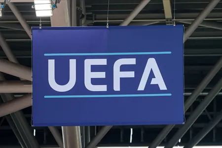 The Athletic: UEFA Ýewro-2024-e gatnaşyjy toparlaryň oýunçylar sanawyny giňeltmegi göz öňünde tutýar