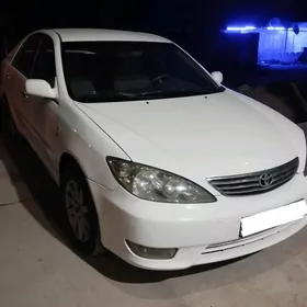 Toyota Camry 2005