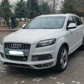 Audi Q7 2012