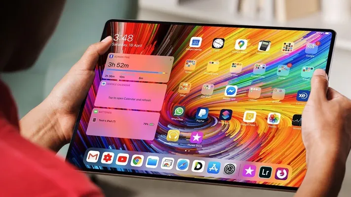 Apple Samsung sebäpli OLED ekranly iPad Pro-nyň çykjak senesini yza süýşürmeli boldy