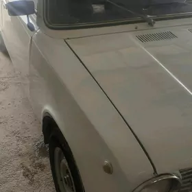 Lada 2104 1980