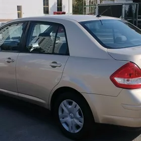 Nissan Versa 2009