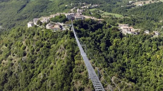 В Италии открыли самый высокий в Европе подвесной мост