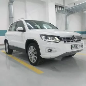 Volkswagen Tiguan 2011